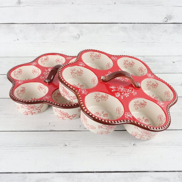 Temp-Tations Floral Lace Red Muffin Pan - Picture 8 of 8